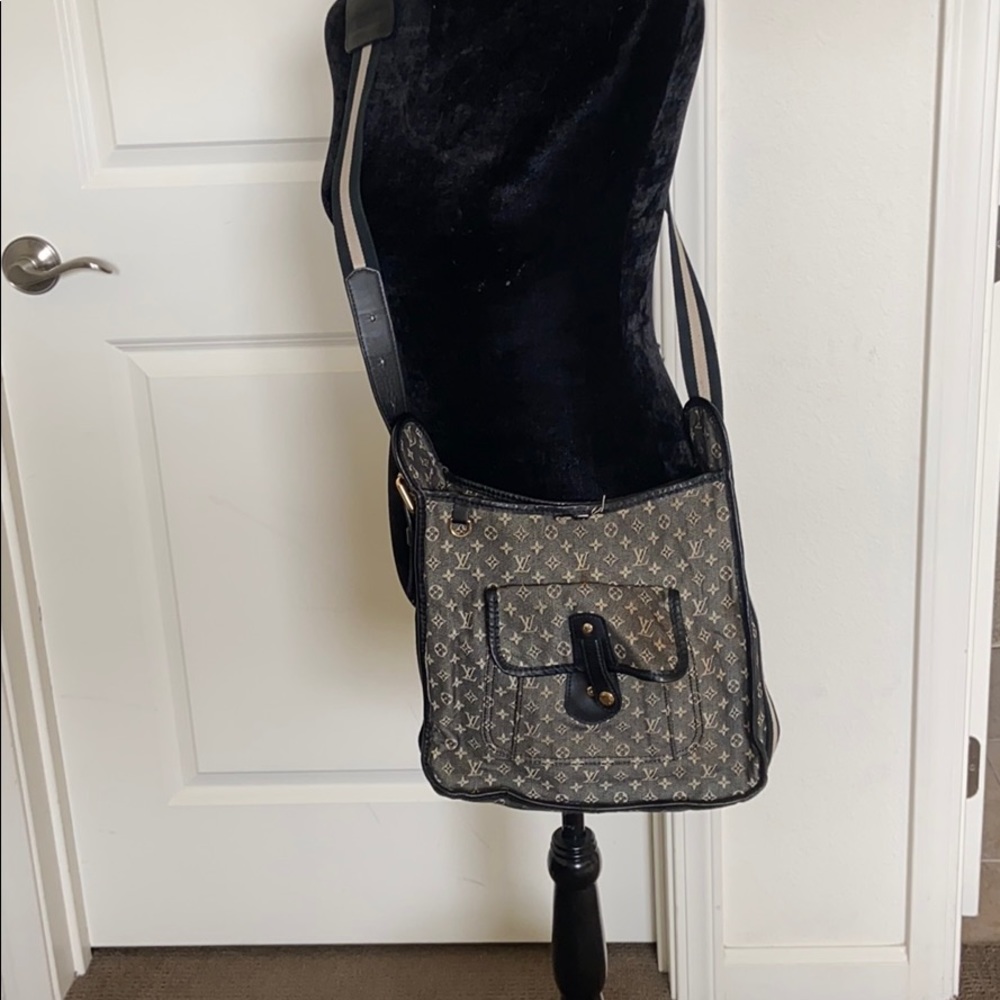 Authentic Louis Vuitton Mini Monogram Crossbody
